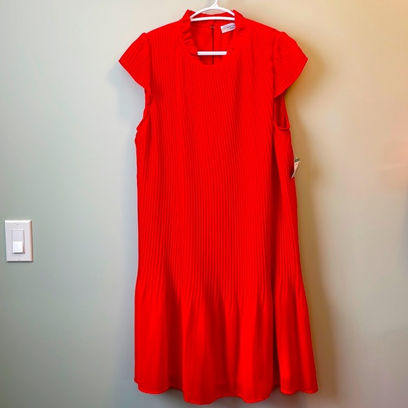 NWT red flapper-style dress - Picture 1 of 4